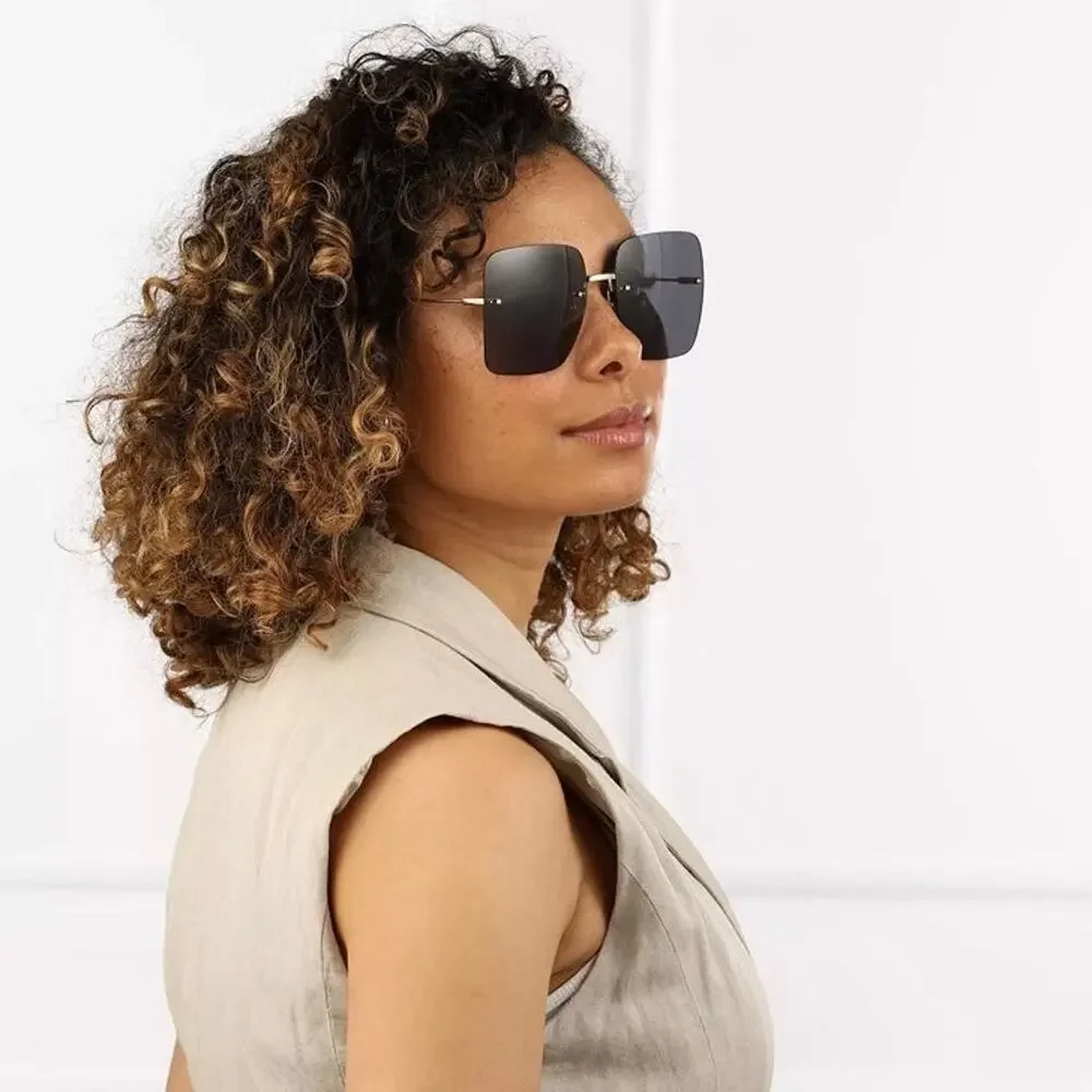 New,  GUCCI Sunglasses GG1147S 001 Authentic